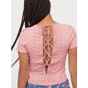 H&M Top with Lacing Pink Ribbed